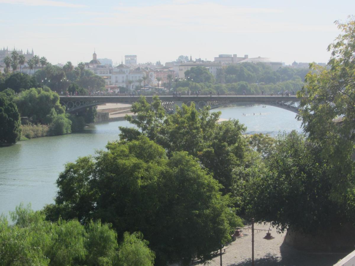 Trianabridgeviews Atico Con Vistas Al Puente De Triana Calle Castilla 38 세비야 외부 사진